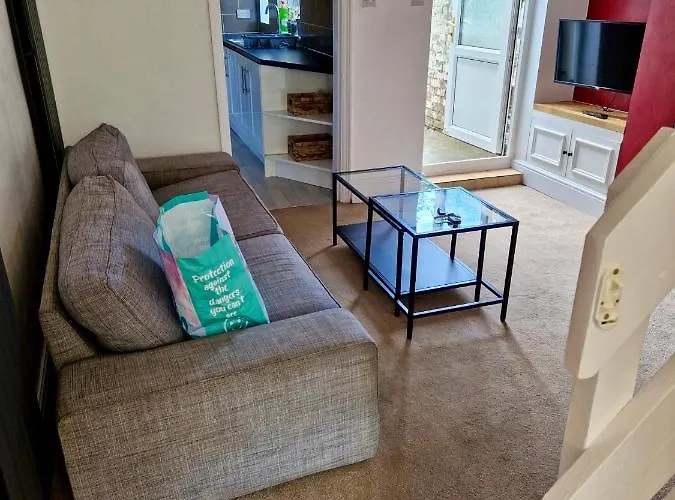 18 Horner Street * York